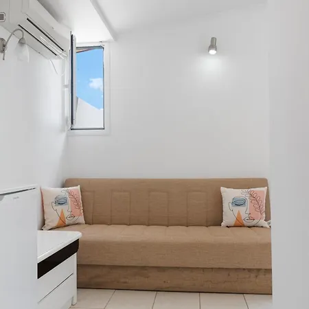 Hotel Alexandros B Nikiana