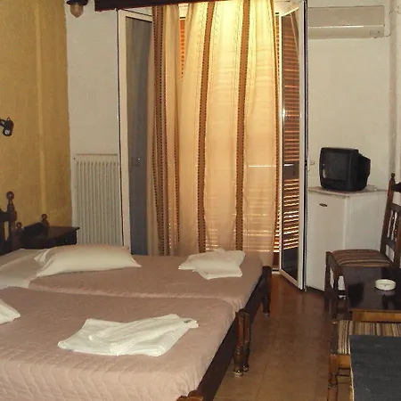 Alexandros B Otel Nikiana