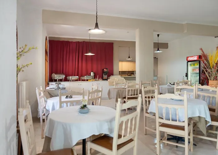 Hotel Alexandros B 2*